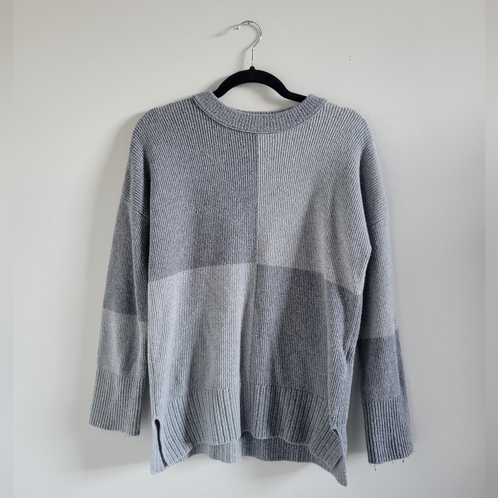 Abercrombie Fitch Gray Colorblock Oversized Sweater Womens XS Drop Shoulder Knit